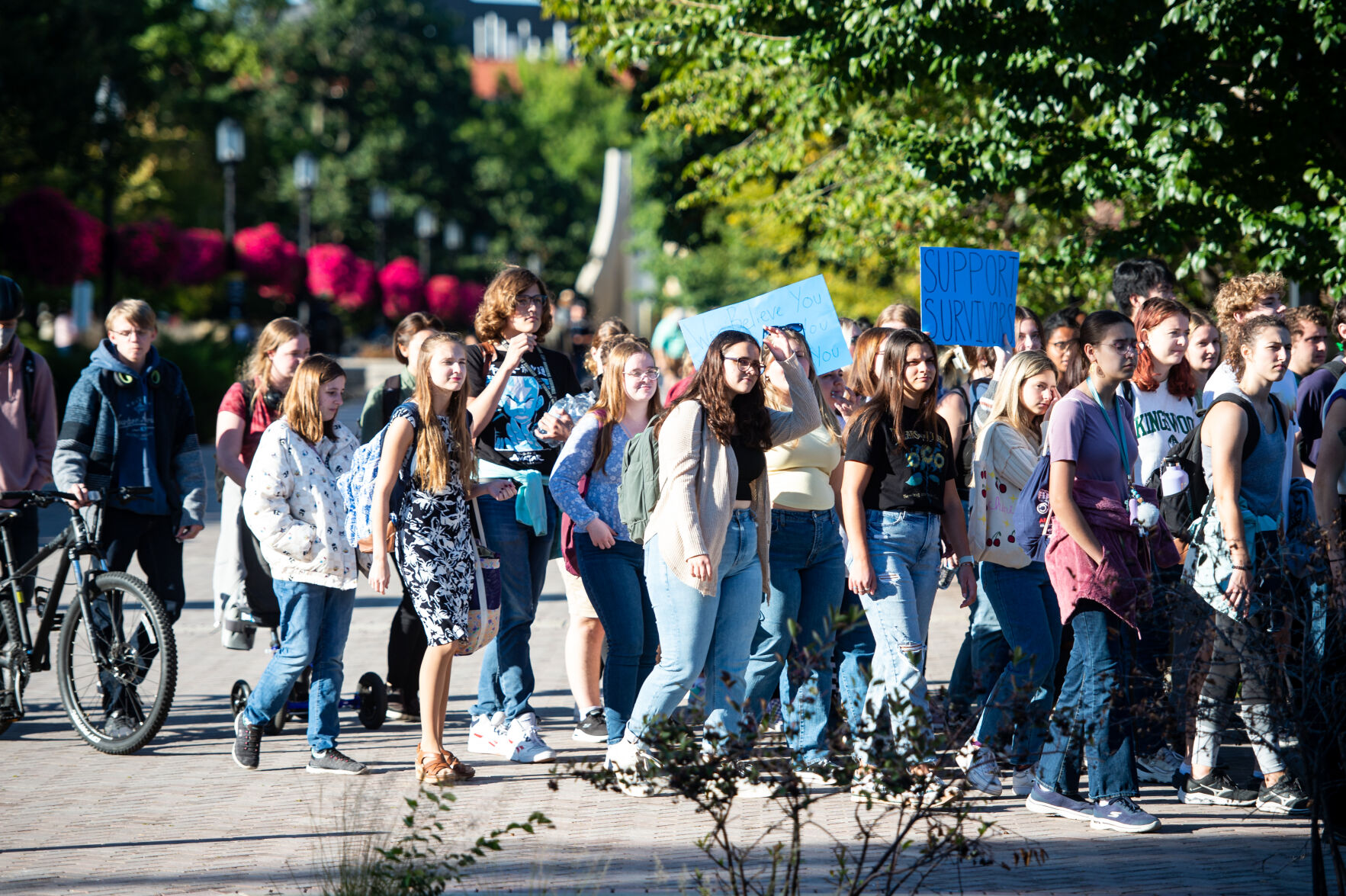 Students rally in support of MeToo movement, Students march through campus